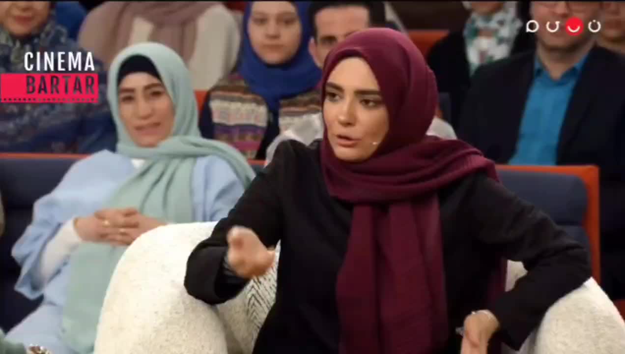  اولین واکنش رسانه‌ای لیندا کیانی به دوقلودار شدنش