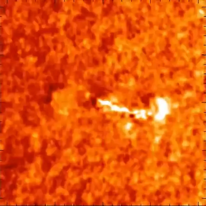   تصویری جالب از پدیده‌ای به نام خورشیدلرزه