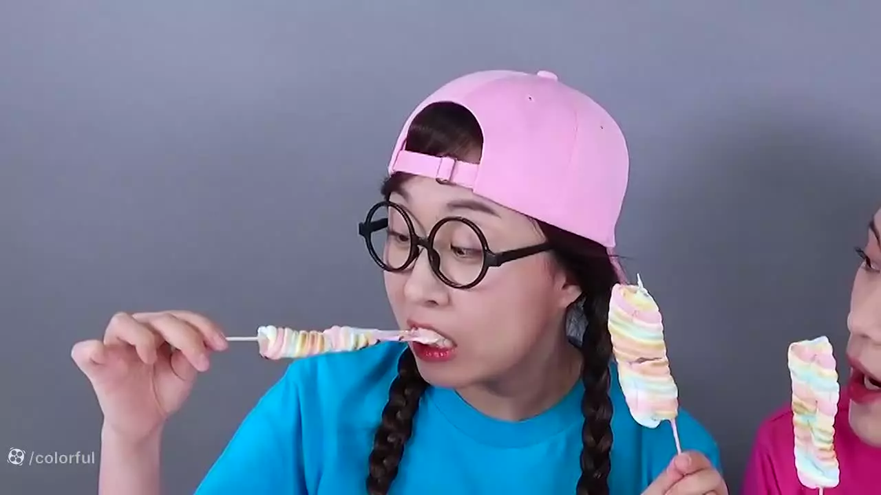 چالش غذایی ونزدی- چالش موکبانگ- چالش خوراکی- چالش غذا خوردن- چالش دونا