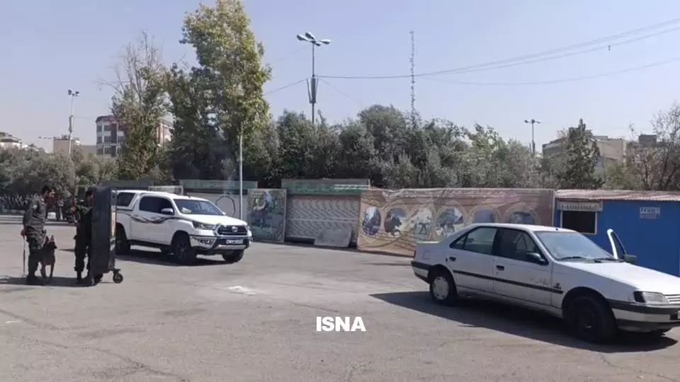 مانور دستگیری و آزادسازی گروگان در افتتاحیه نمایشگاه پلیسی در مصلی امام خمینی (ره)