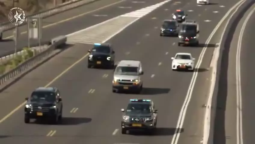   فیلمی تازه از اسکورت کاروان ترامپ توسط پلیس اسرائیل