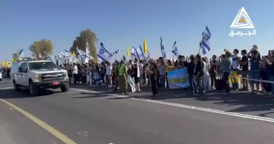   ورود اولین گروه از اسرای اسرائیل آزاده‌شده به پایگاه رعیم