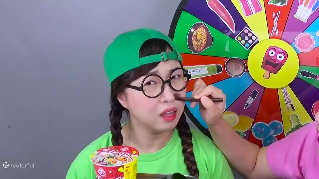 چالش غذایی ونزدی- چالش موکبانگ- چالش خوراکی- چالش غذا خوردن- چالش دونا