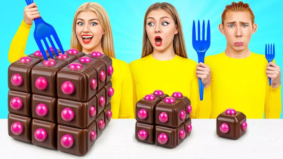 چالش غذا خوری اسمر | چالش غذایی طولانی | چالش خوراکی | سرگرمی مولتی دو بانوان.