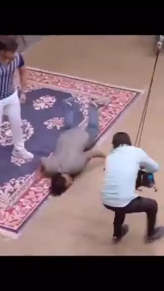   ویدیویی از سختی‌های فیلمبرداری در سینمای هند؛ فیلمی با ۱۳ میلیون بازدید در ۲۴ ساعت