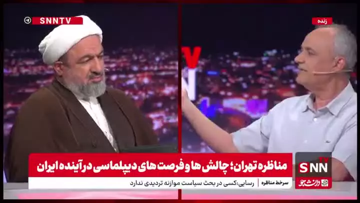   احمد زیدآبادی خطاب به رسایی: شما به ما می‌گویید غربگدا ما هم به شما می‌گوییم روسوفیل و چینوفیل!