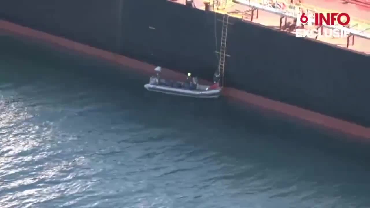   توقیف نفتکش روسی توسط نیروهای ویژه فرانسه