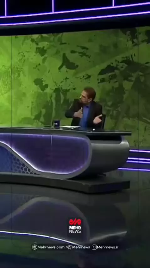   فیروز کریمی مجبور به عذرخواهی شد؛ تلاش عجیب مجری تلویزیون برای توجیه حرف‌های زن‌ستیزانه و چسباندن ماجرا به ضدانقلاب!