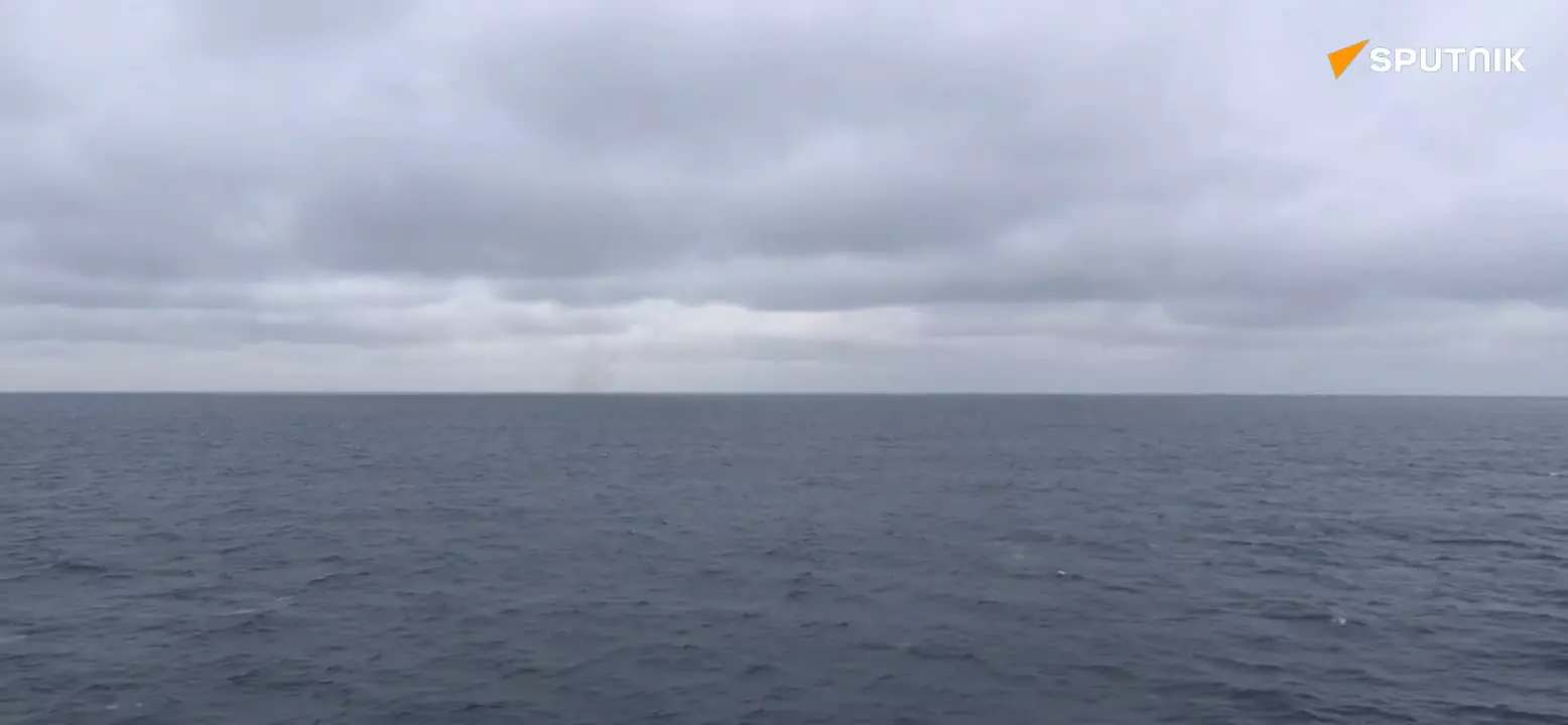   شلیک موشک بالستیک روسی از زیردریایی هسته‌ای بریانسک در دریای بارنتس