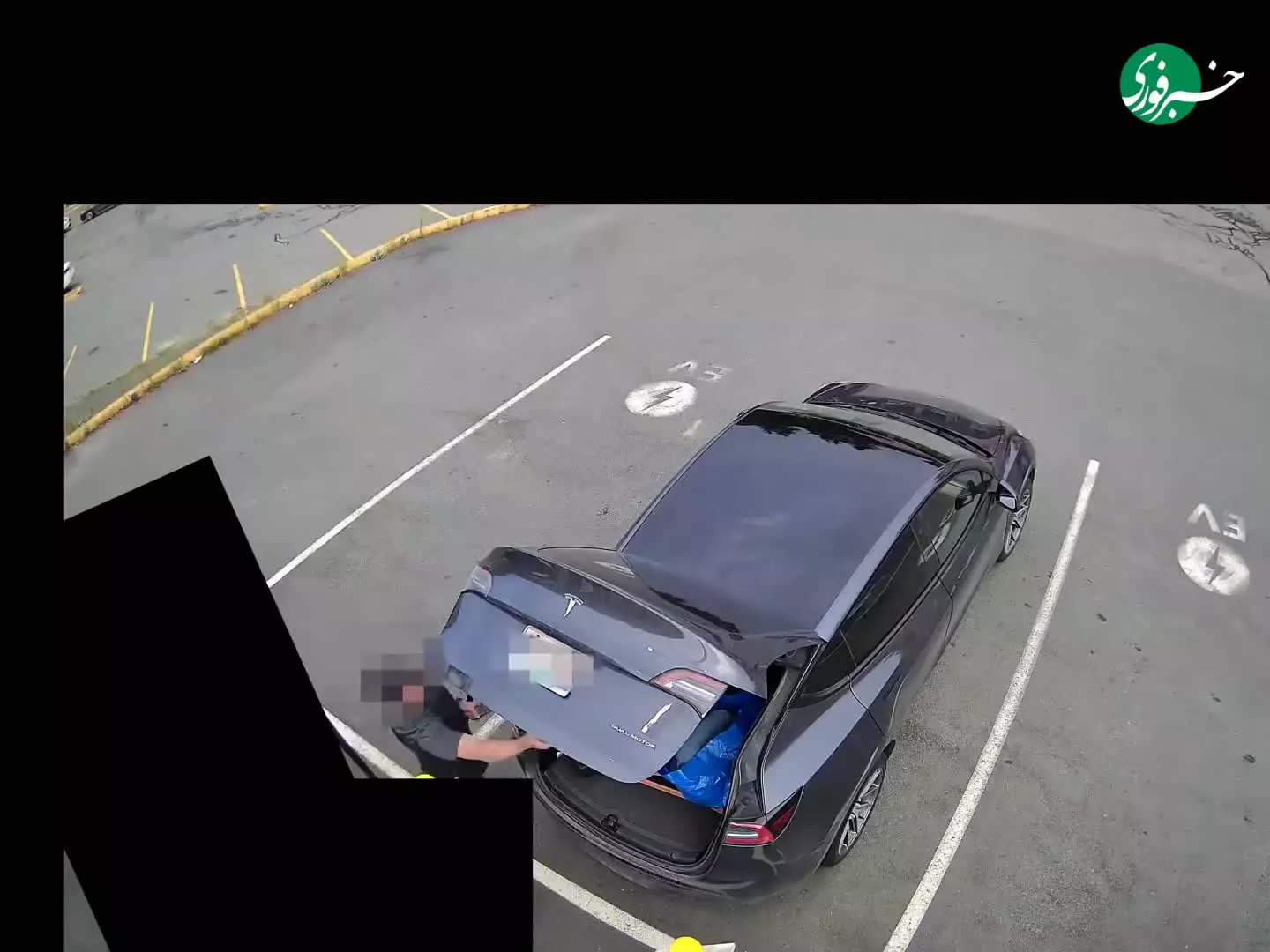   لحظه وحشتناک انفجار شارژر تسلا در کانادا