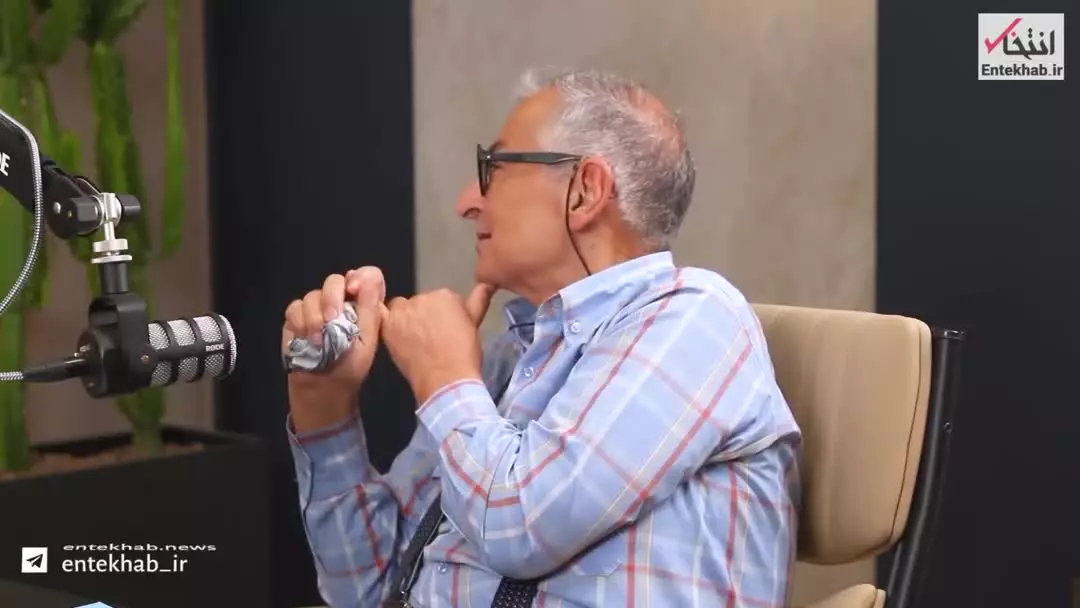   زیباکلام در مناظره با دبیر سابق ستاد امر به معروف: مسئله حجاب برای جریان رادیکال، مسئله قدرت است، نه خدا و پیغمبر