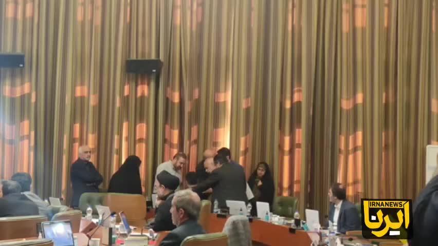   تنش در صحن شورای شهر بر سر دستاوردهای شهرداری تهران