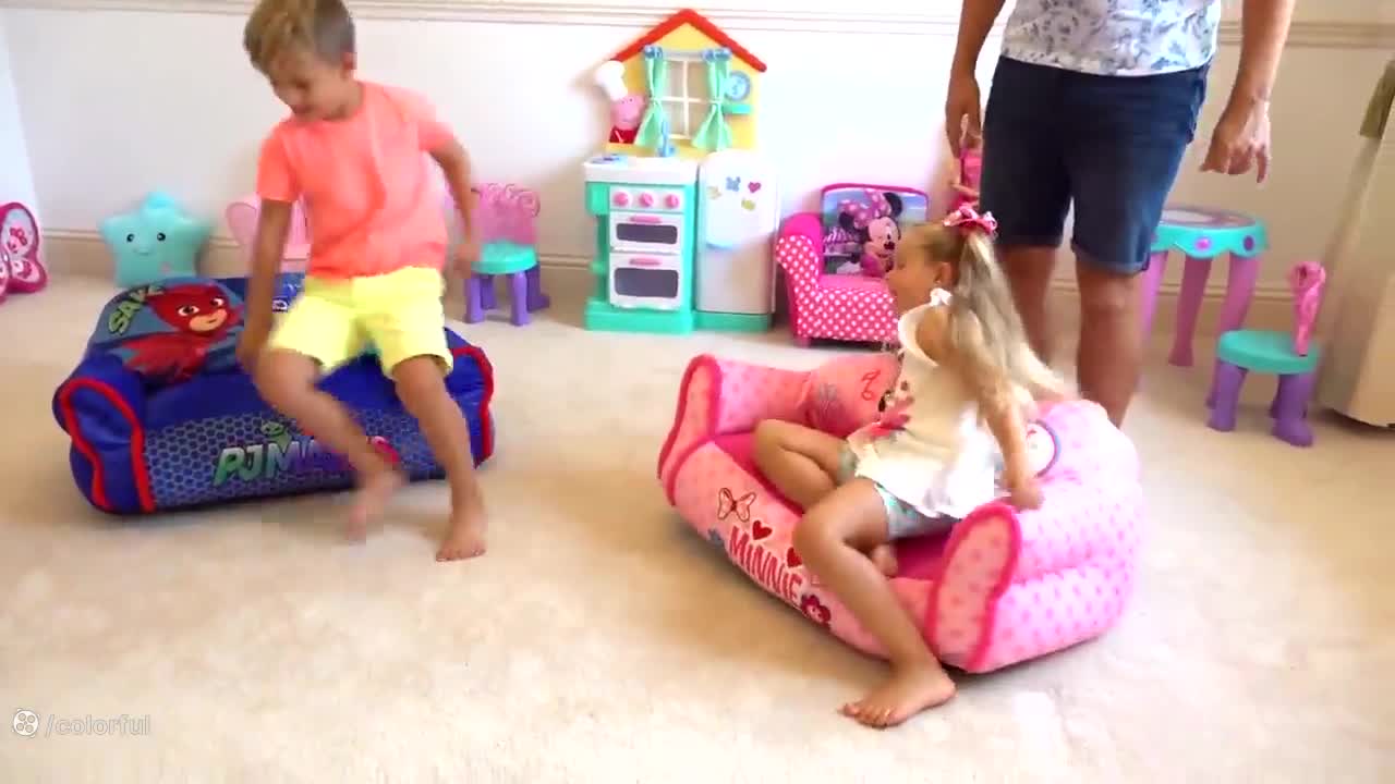 دیانا و روما: رازهای بازی و تقسیم اسباب‌بازی‌ها!