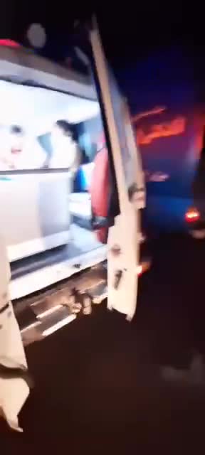   برخورد دو خودروی پراید در جویبار ۱۰ مصدوم برجای گذاشت