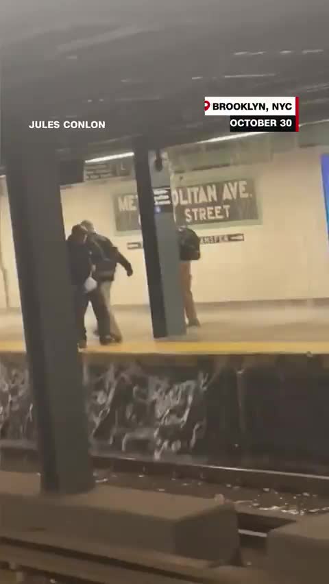   سیل در نیویورک دست‌کم ۲ کشته برجا گذاشت