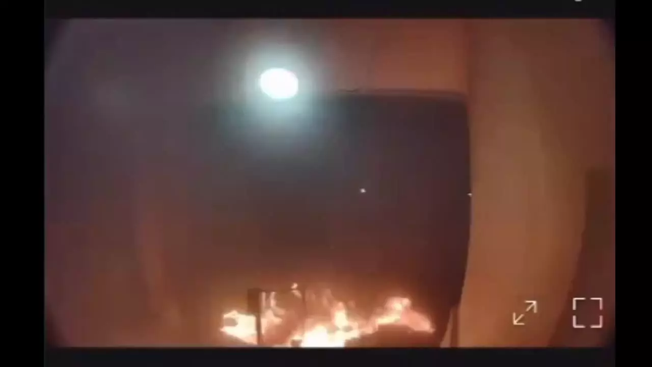   آتش‌سوزی عمدی ورودی مسجدی در انگلیس