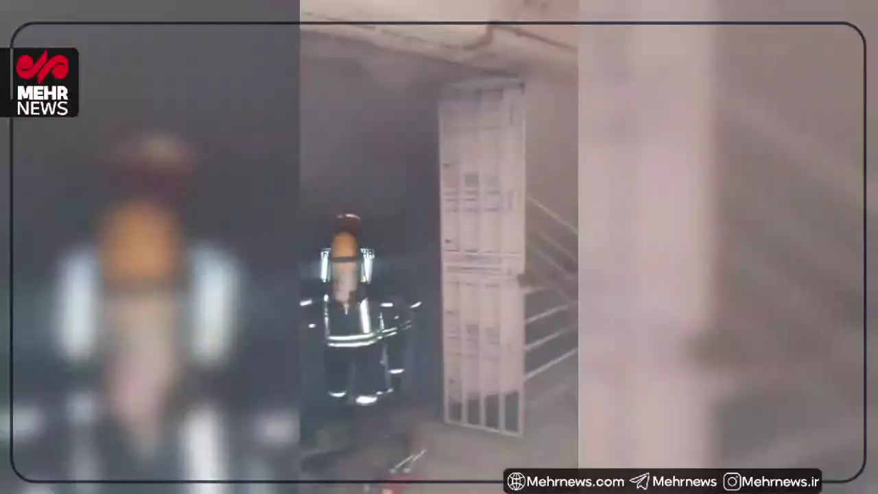   لحظات اولیه حریق الماس شرق مشهد و حجم دود گرفتگی بسیار بالا