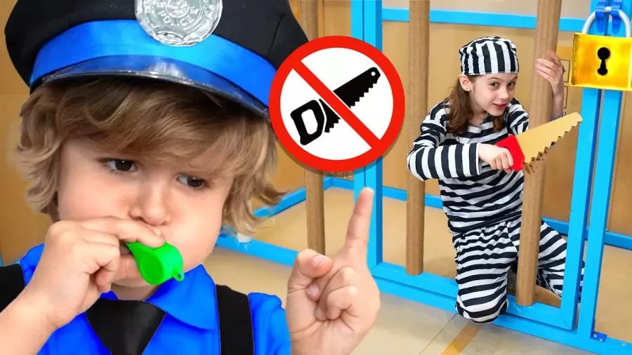 ایوا جدید -کارتون ایوا -برنامه کودک ایوا -چالش آبمیوه خوری-آیوا شو-سرگرمی بانوان