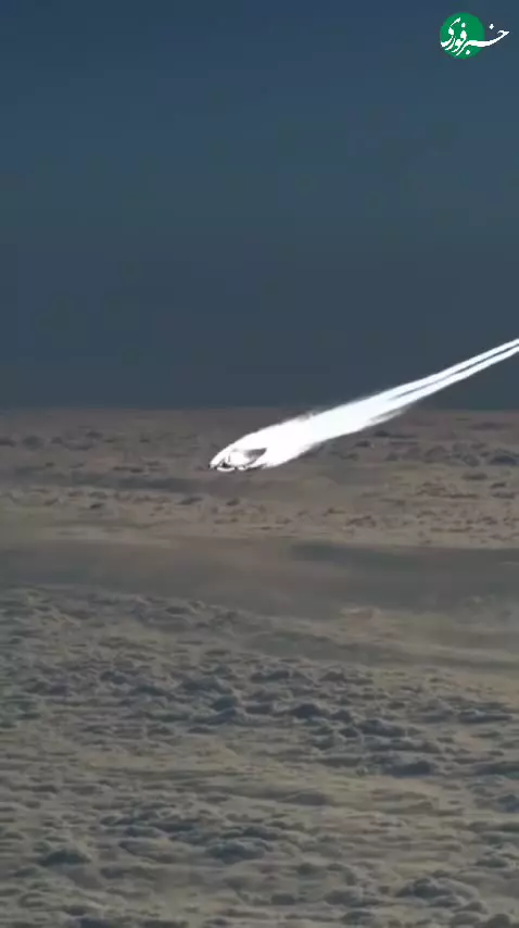   رقص غول آسمان میان ابرها