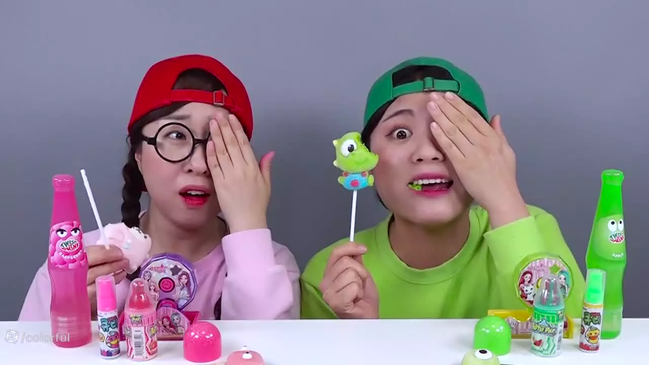 چالش غذا خوری اسمر | چالش غذایی طولانی | چالش خوراکی | سرگرمی مولتی دو بانوان.