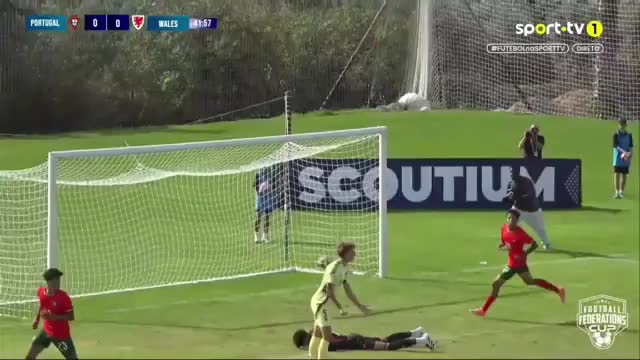   پسر در راه پدر؛ اولین گل کریستیانو جونیور برای تیم ملی زیر ۱۶ سال پرتغال مقابل ولز