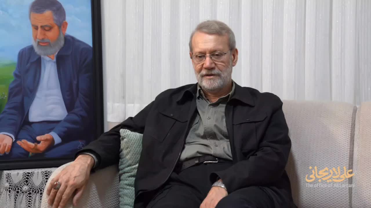   دیدار علی لاریجانی با خانواده شهید والامقام سرلشگر سعید ایزدی