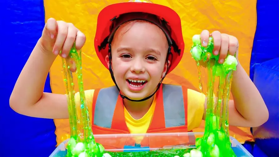 ماجراجویی‌های هیجان‌انگیز ولاد و نیکی در دنیای شگفت‌انگیز!