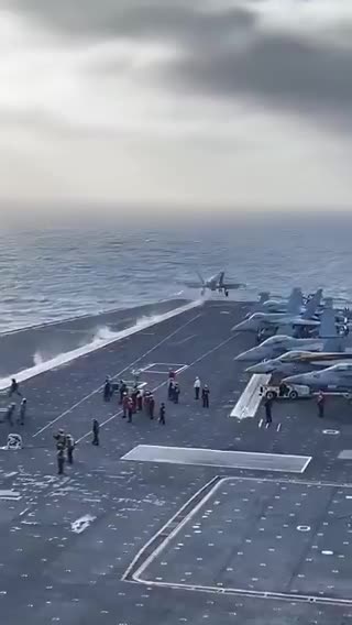   پرتاب جت‌های جنگنده نسل پنجم J35 در چین