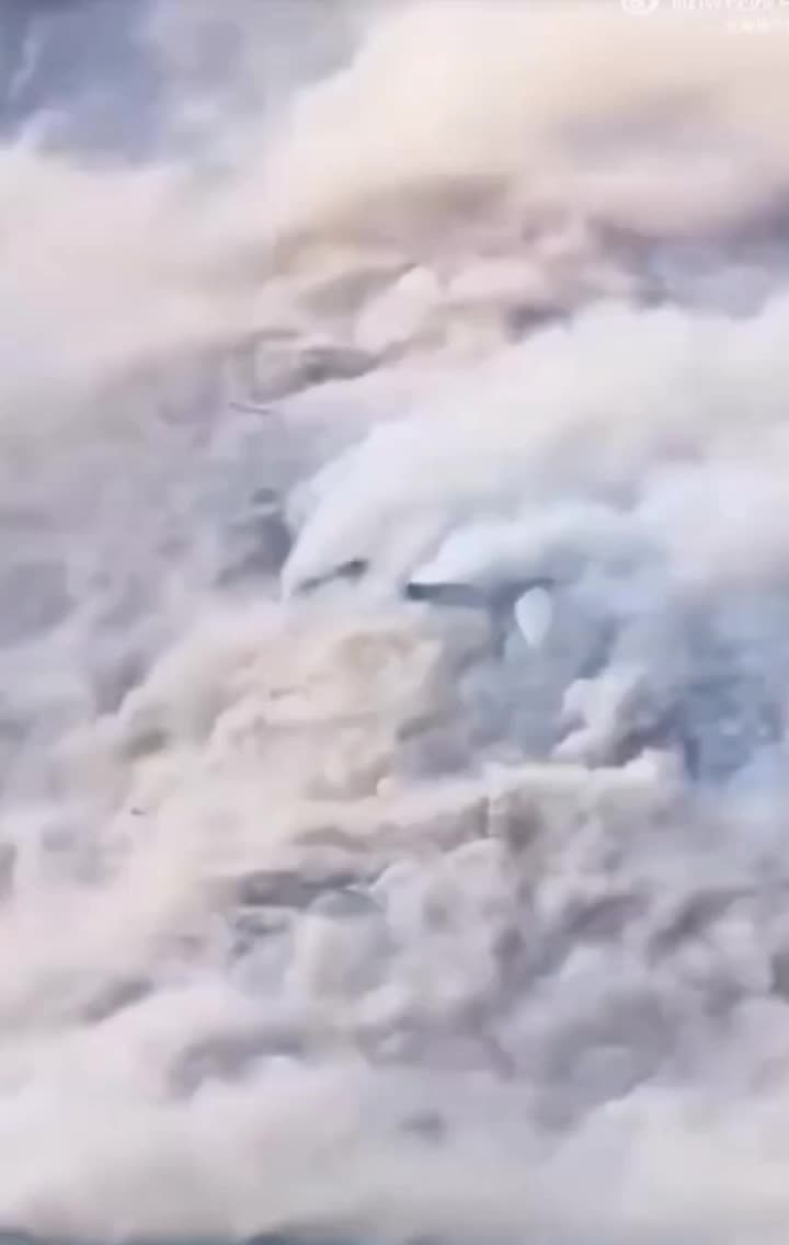   یک پل بزرگراه در جنوب غربی چین فرو ریخت