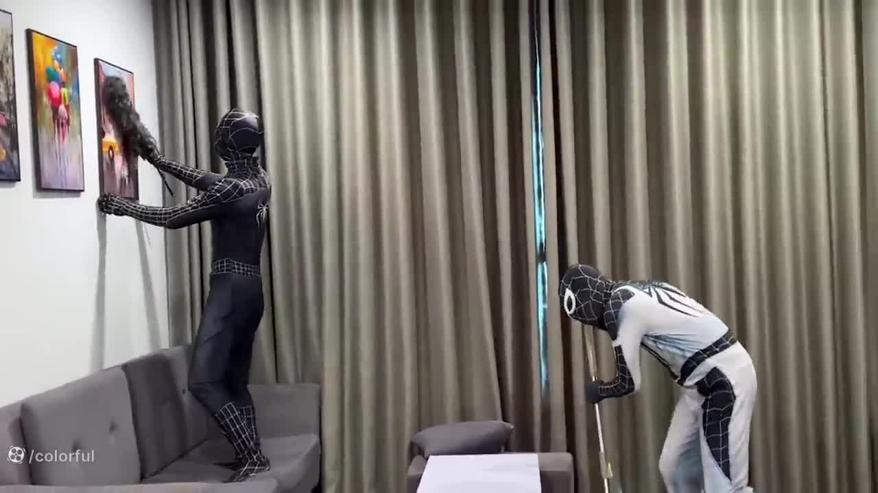 نبرد مرد عنکبوتی و اسپایدرمن ، مرد عنکبوتی نبرد جدید spiderman : مرد عنکبوتی.