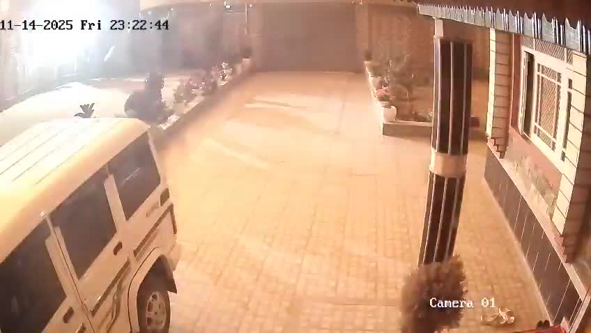   اولین تصاویر از انفجار مهیب در کشمیر