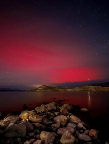   تایم‌لپس خیره‌کننده از شفق قطبی در لاس وگاس