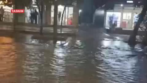   آبگرفتگی معابر ایلام در نخستین بارش پاییزی