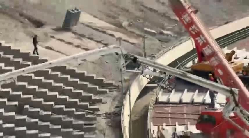   آخرین شکل‌وشمایل ورزشگاه آزادی؛ تخریب روبروی جایگاه ادامه دارد