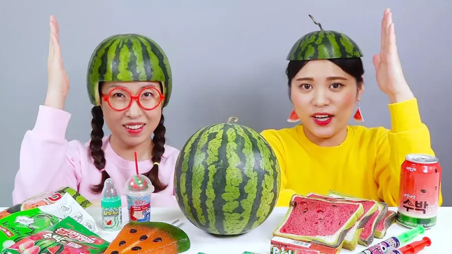 چالش غذا مولتی دو ؛ چالش بستنی هندوانه ای؛چالش غذایی ؛ چالش بانوان سرگرمی تفریحی