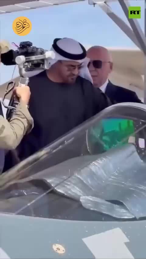  بازدید محمد بن‌زاید از سوخو ۵۷ روسیه در نمایشگاه هوایی دبی