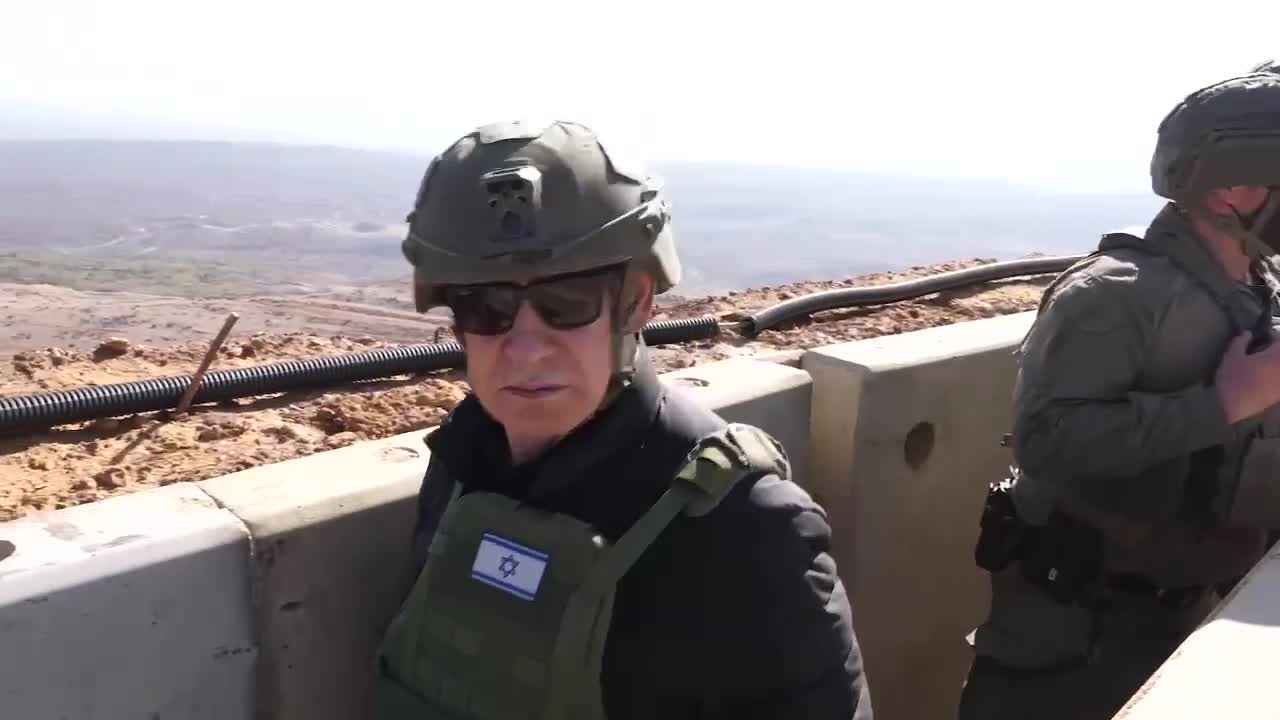   تصاویری از سرکشی نتانیاهو و وزیر خارجه اسرائیل به جنوب سوریه