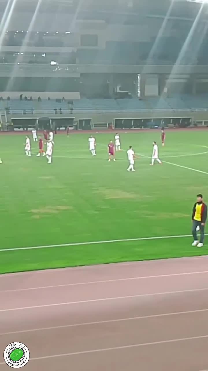   وضعیت عجیب چمن استادیوم امام رضا مشهد