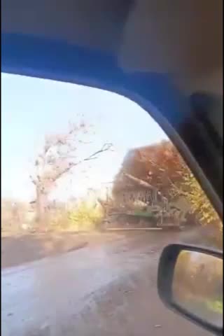    استتار جالب تانک‌های روسیه در جنگ با اوکراین