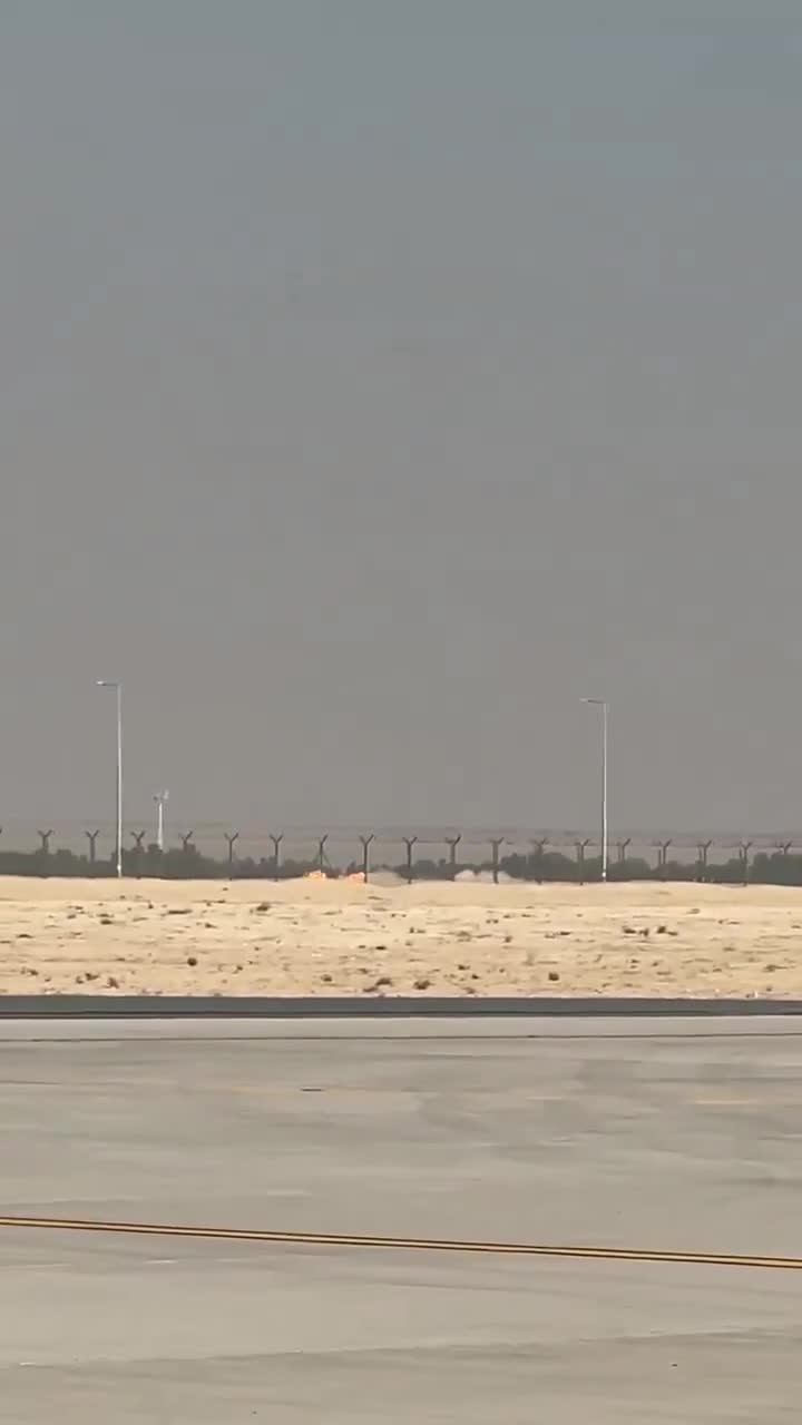   اولین تصاویر از سقوط جنگنده هندی در نمایش هوایی دبی