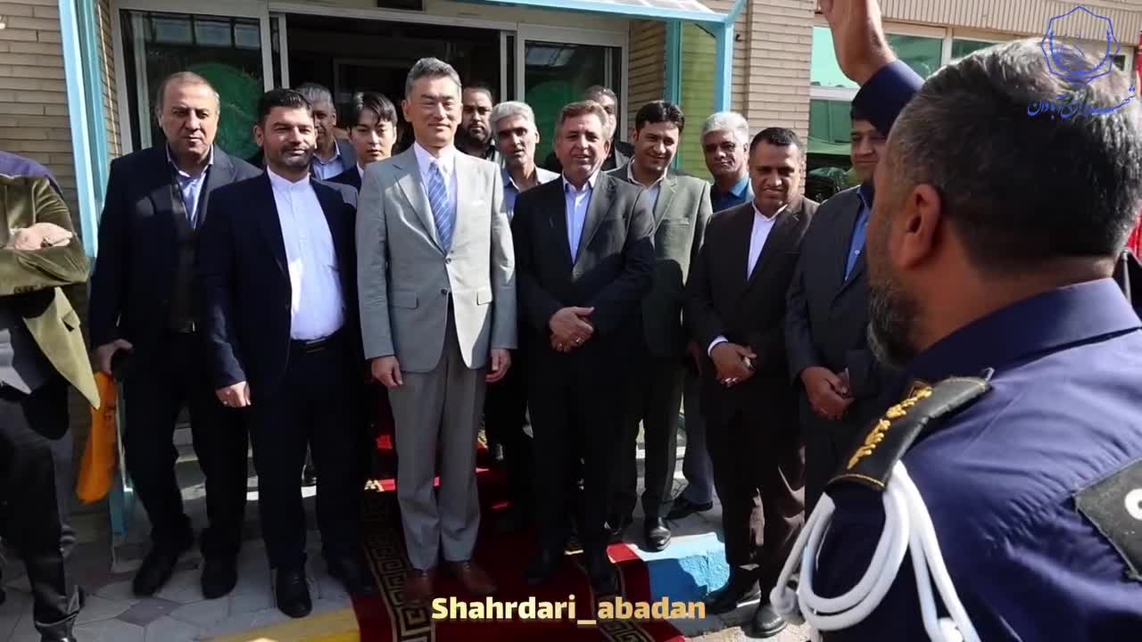   استقبال از سفیر ژاپن در آبادان با شعرخوانی و هوسه سنتی محلی عربی