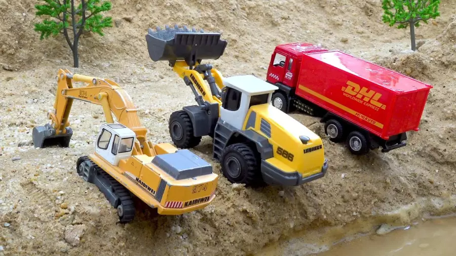 ماشین بازی طولانی ،کارتون ماشین بازی ،سرگرمی کودک ماشین بازی ، ماشین اسباب بازی