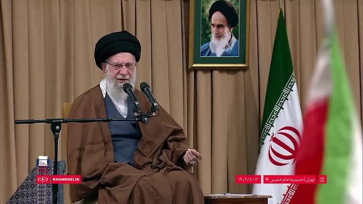    توصیه رهبر انقلاب به بانوان و دختران درباره حجاب زهرایی و زینبی