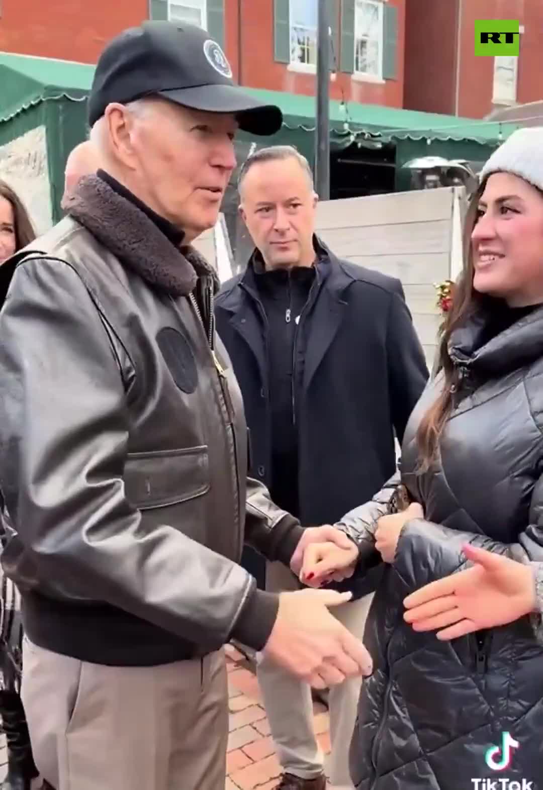   توهمات بایدن تمامی ندارد؛ جو هنوز فکر می‌کند رئیس‌جمهور است!