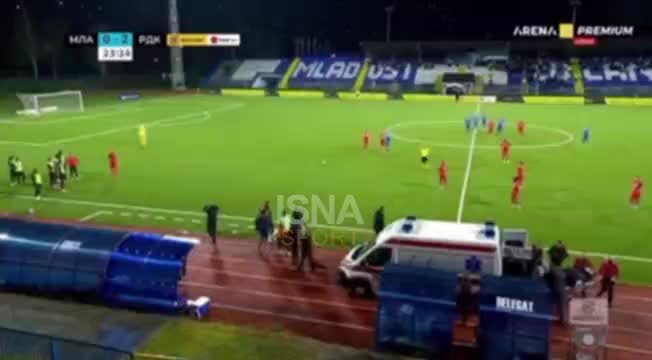   تراژدی در فوتبال صربستان؛ مرگ سرمربی 44 ساله در جریان مسابقه!