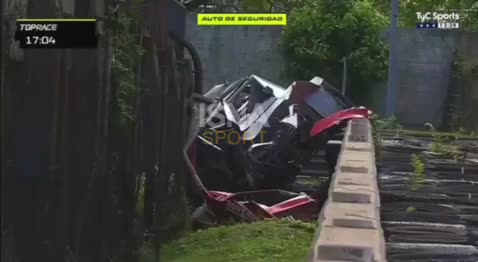   تصادف وحشتناک در مسابقه اتومبیلرانی در آرژانتین