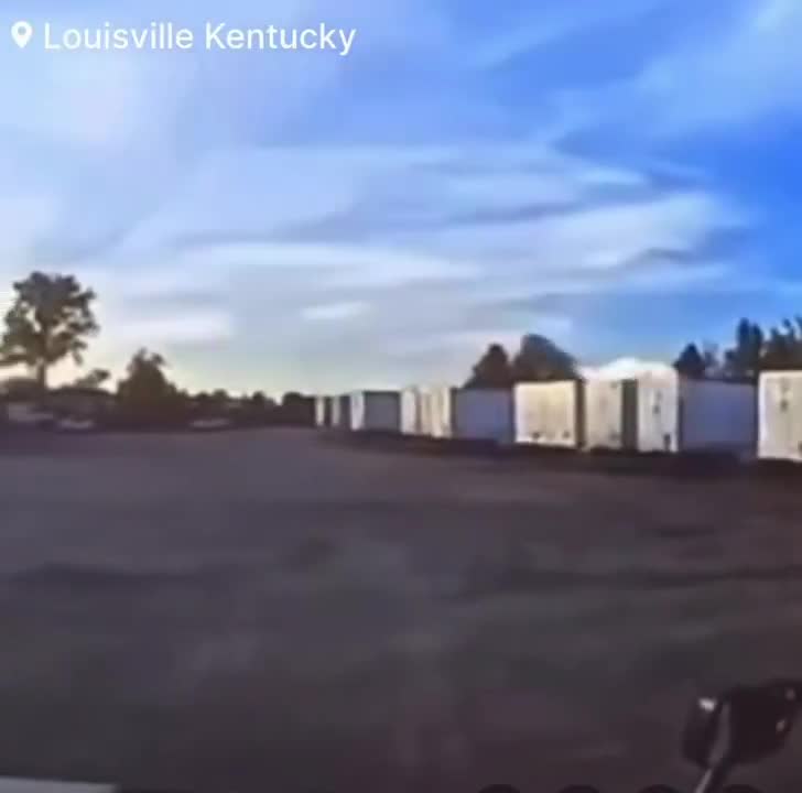   فیلمی ترسناک و تازه از سقوط یک هواپیما در آمریکا