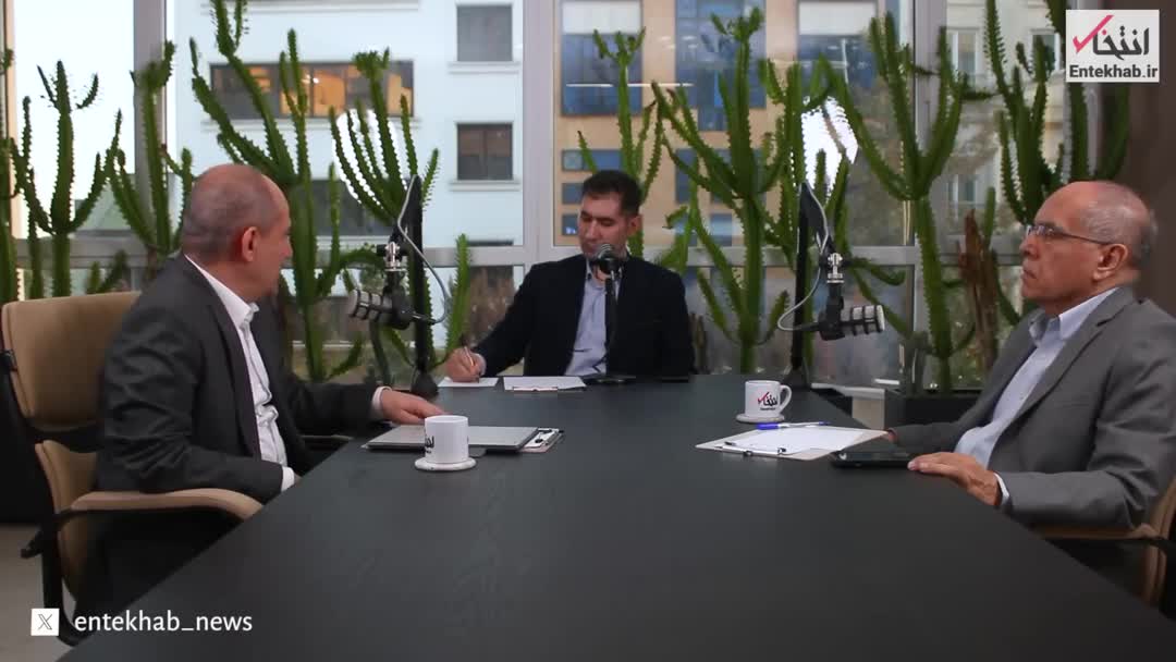   انتقاد تند حمزه صفوی: تصمیم‌گیران ما ۴ دهه است که ثابت مانده‌اند / عمر کاری دهه پنجاهی‌ها و شصتی‌ها به پایان رسید، اما نوبت به این‌ها نرسید!