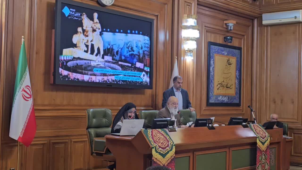   نسخه چمران برای بحران آب تهران؛ مردم در بیایان نماز باران بخوانند!