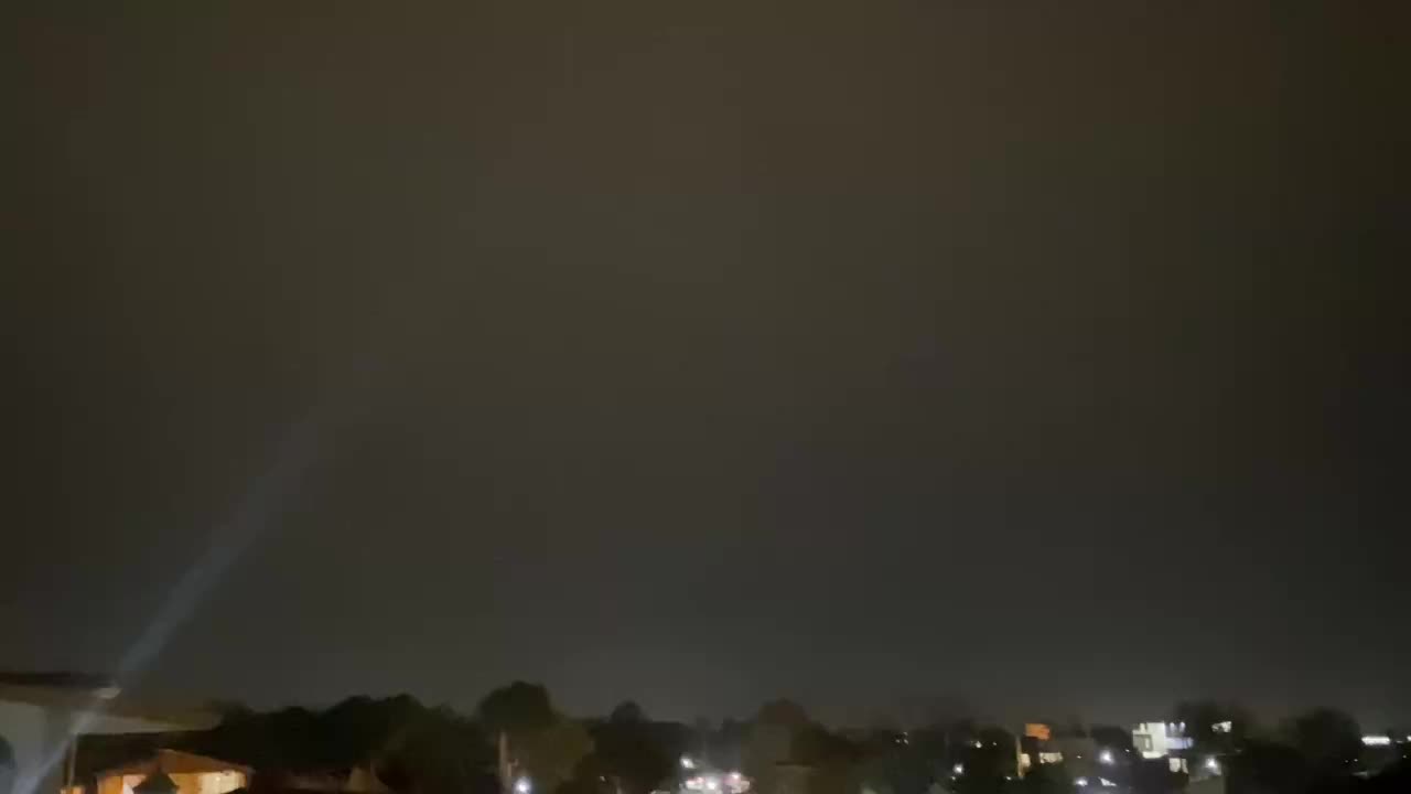   تصاویری از لحظه رعدوبرق غرب تهران